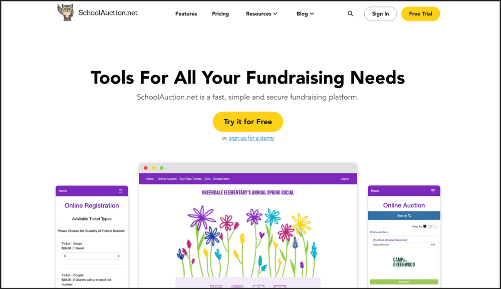 A screenshot of the SchoolAuction.net homepage, which mentions some of the online auction software's top features.